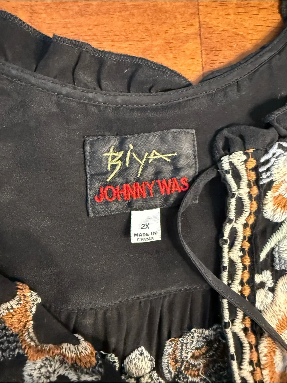 Johnny Was 2X Bassett Embroidered Silk Blouse Black Boho Peasant Top